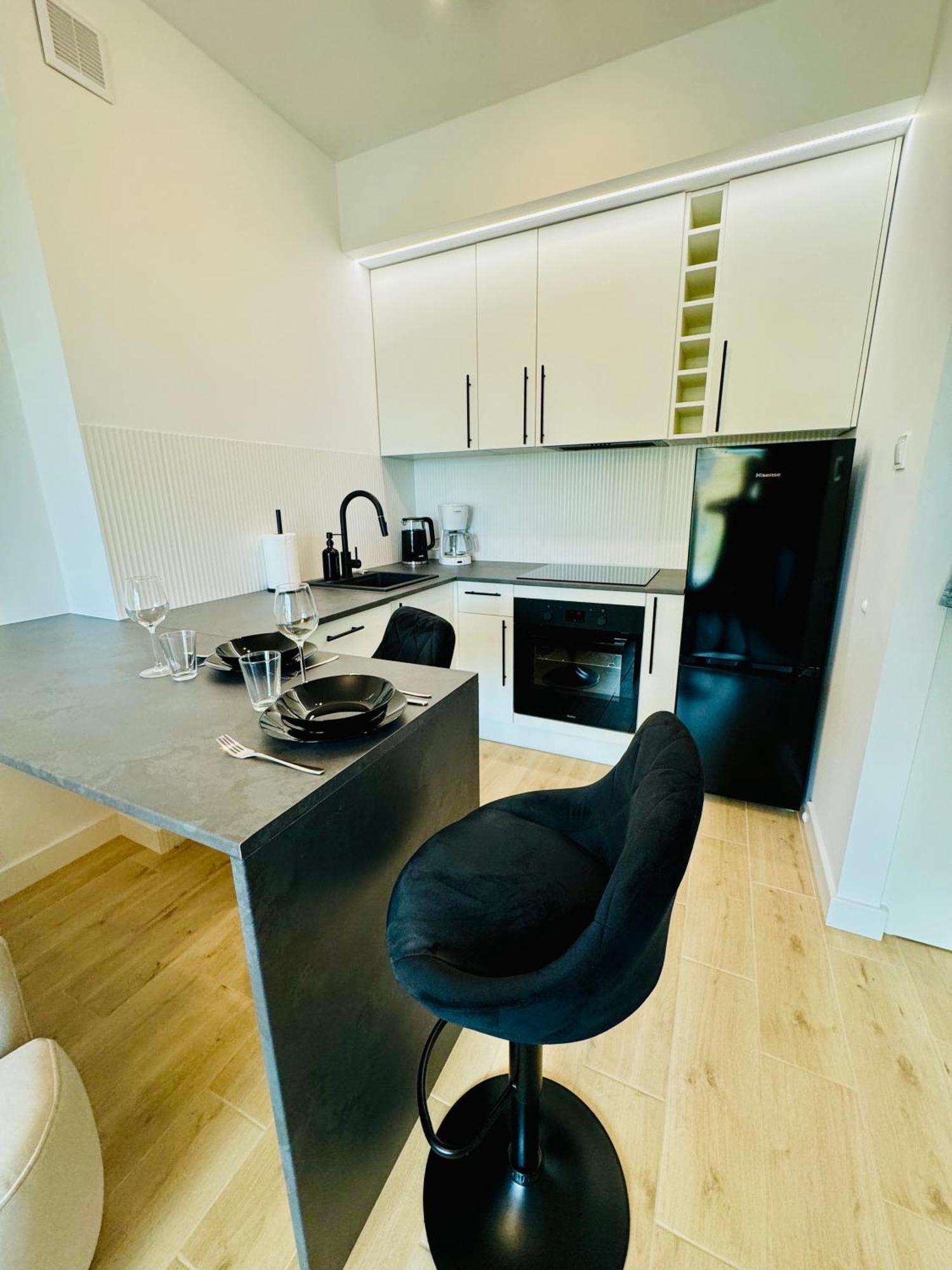 H Apartstudio Targowa 4 *